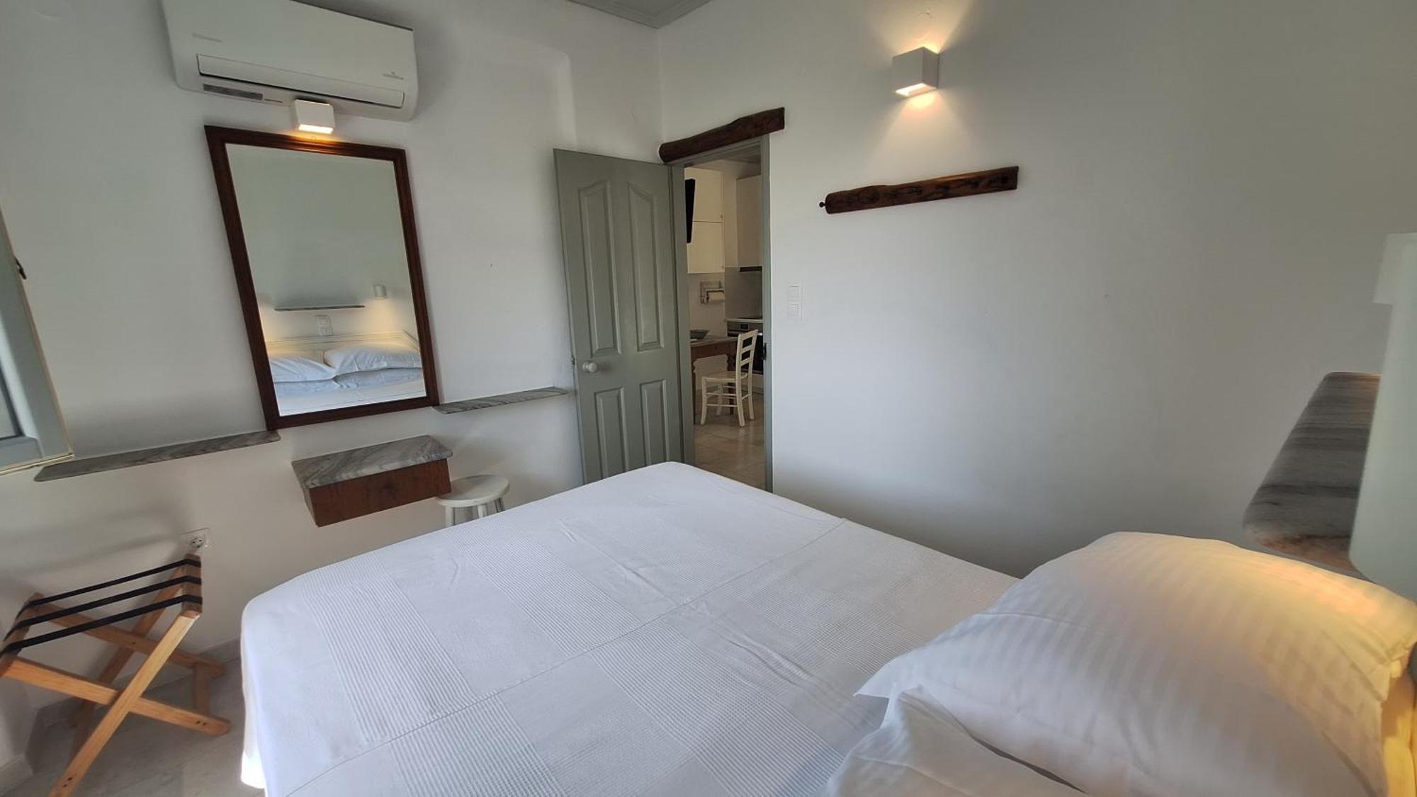 Paros Apartments Apartment